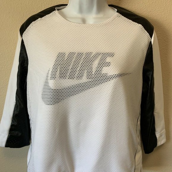 Nike Tops - Nike Womens Perforated Sweatshirt 3/4 Slee…